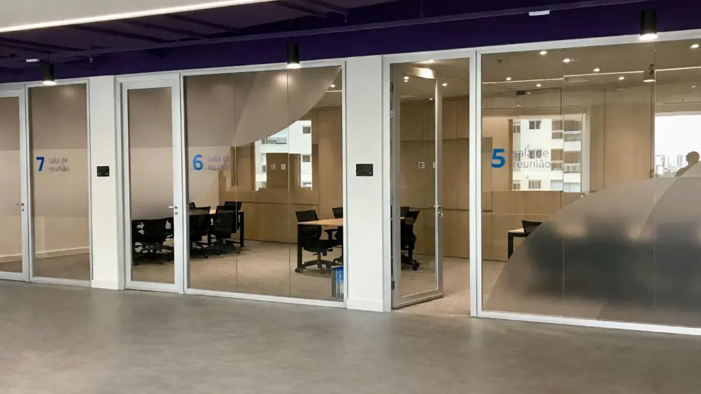 O impacto do layout corporativo na saúde mental e no desempenho